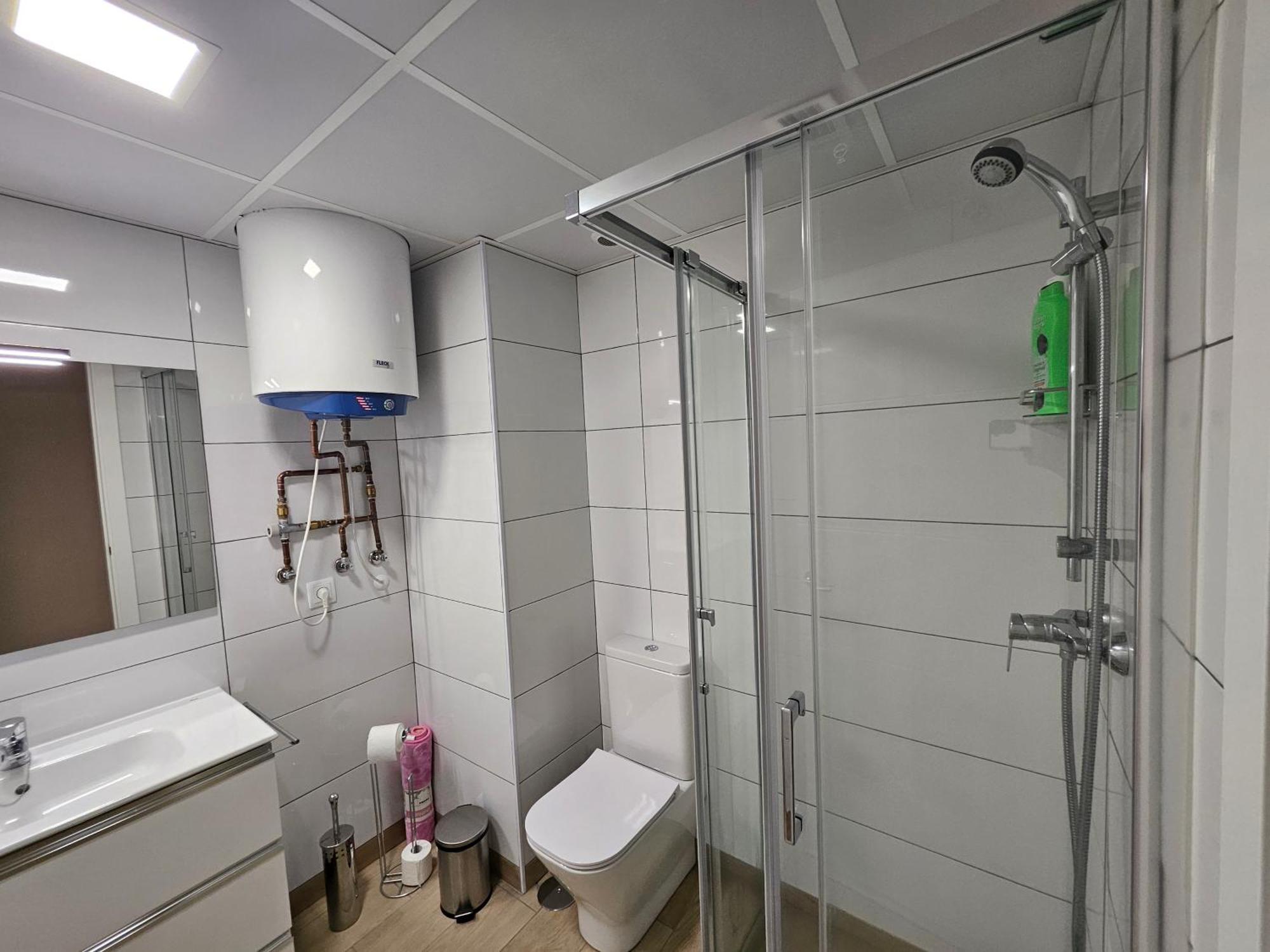 Apartamentos Picasso Алькала-де-Энарес Экстерьер фото
